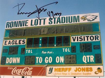 Ronnie Lott scoreboard 